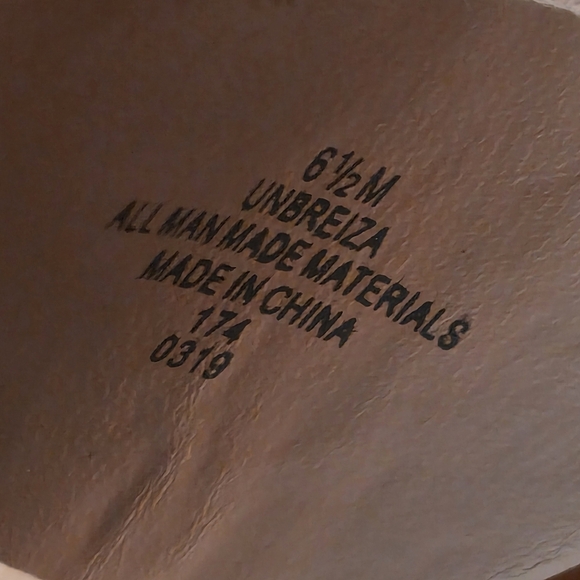 Unisa Unbreiza Tan Vegan Leather Women's Sandals White Chunky Lug Sole Size 6.5 - Picture 6 of 6